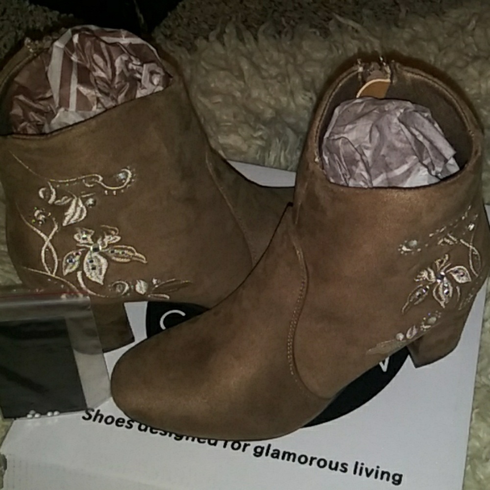 Booties - Picture 3 of 3